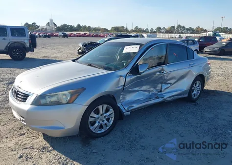 2008 Honda Accord 2.4 Lx-P z USA, uszkodzony, nr VIN 1HGCP264X8A116151